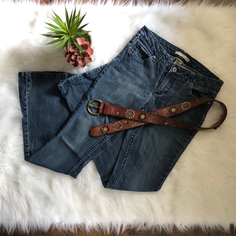 Refuge. Jeans